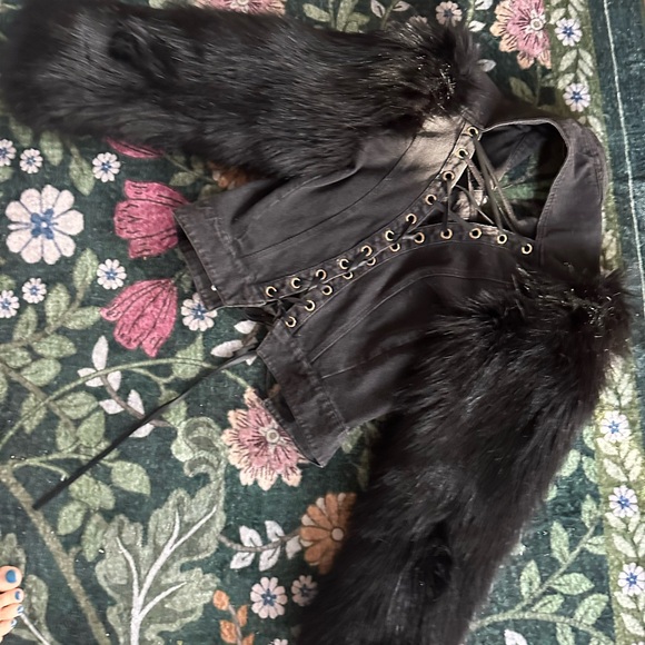 Black Denim Jacket with lace up Faux Fur Sleeves M - Picture 3 of 12